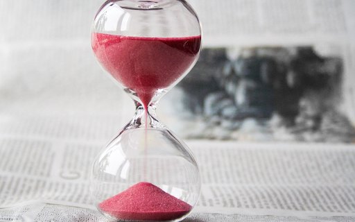 Red hourglass  from Chrome web store to be run with OffiDocs Chromium online
