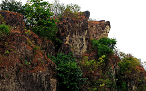 Rocky mountains and fresh green trees from Chrome web store to be run with OffiDocs Chromium online Rocky mountains and fresh green trees from Chrome web store to be run with OffiDocs Chromium online