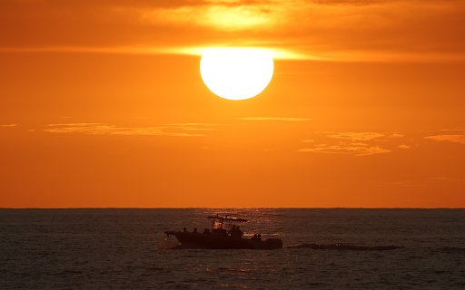 Sea and Boat  from Chrome web store to be run with OffiDocs Chromium online
