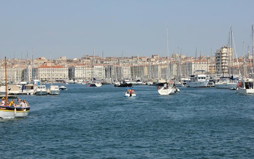 Sea Coast of Marseilles  from Chrome web store to be run with OffiDocs Chromium online