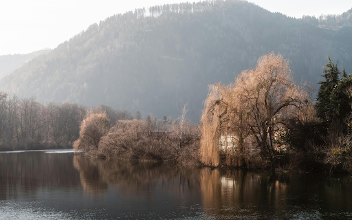 Serene Mountain Lake Reflection in Morning Light from Chrome web store to be run with OffiDocs Chromium online Serene Mountain Lake Reflection in Morning Light from Chrome web store to be run with OffiDocs Chromium online