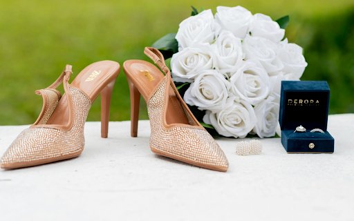 Shoe rings and wedding flowers  from Chrome web store to be run with OffiDocs Chromium online Shoe rings and wedding flowers  from Chrome web store to be run with OffiDocs Chromium online
