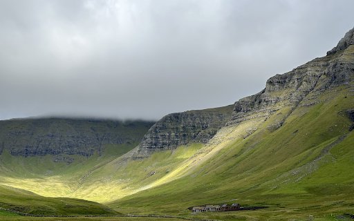Small houses at the foot of the mountain  from Chrome web store to be run with OffiDocs Chromium online
