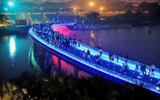 Starlight Bridge – A Dazzling Nighttime Gem of Saigon  from Chrome web store to be run with OffiDocs Chromium online