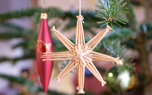 Stars decorate Christmas  from Chrome web store to be run with OffiDocs Chromium online