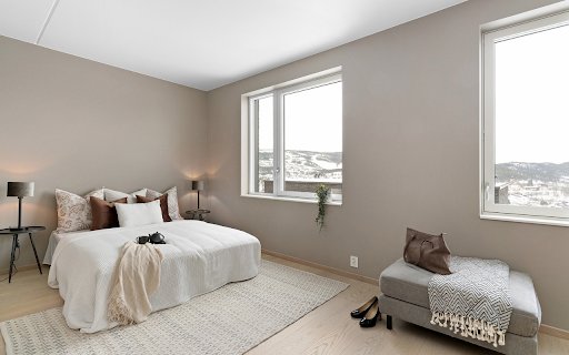 The bedroom is warm but very airy  from Chrome web store to be run with OffiDocs Chromium online