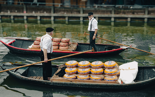 The old man and the boat  from Chrome web store to be run with OffiDocs Chromium online