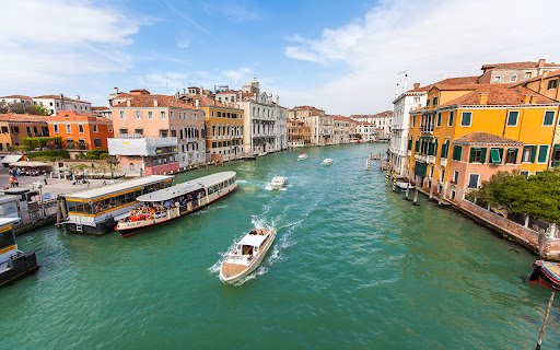 The vibrant beauty of a canal city  from Chrome web store to be run with OffiDocs Chromium online