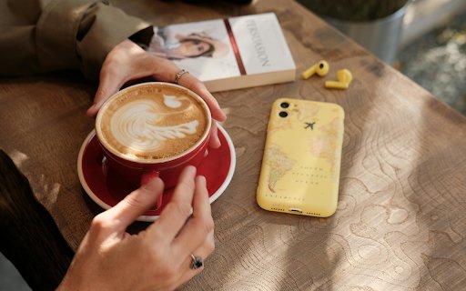 Travel Coffee Moment  from Chrome web store to be run with OffiDocs Chromium online