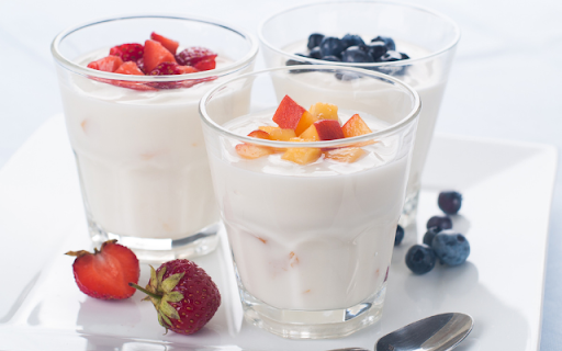 Triple Treat: A Fruit Yogurt Trio Theme  from Chrome web store to be run with OffiDocs Chromium online