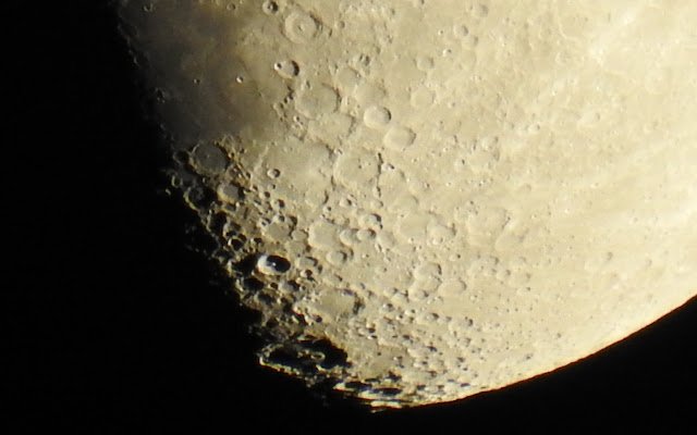 x83 MOON  from Chrome web store to be run with OffiDocs Chromium online
