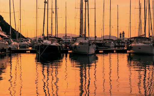 Yachts on a Harbour during Sunset  from Chrome web store to be run with OffiDocs Chromium online