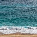 Sea waves crash  screen for extension Chrome web store in OffiDocs Chromium