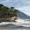 Sea waves crash on the shore  screen for extension Chrome web store in OffiDocs Chromium