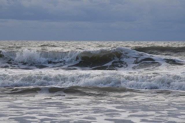 Free download sea waves swell foam water free picture to be edited with GIMP free online image editor