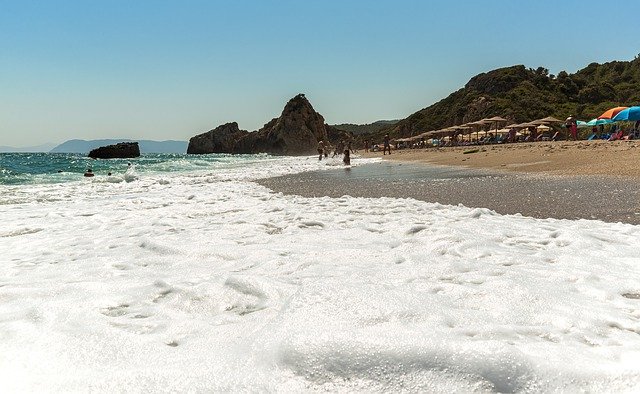 Kostenloser Download Sea Waves Vacations - kostenloses Foto oder Bild zur Bearbeitung mit GIMP Online-Bildbearbeitung