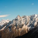 Sharp Rock Mountains  screen for extension Chrome web store in OffiDocs Chromium
