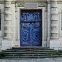 showcases a stunning French art museum  screen for extension Chrome web store in OffiDocs Chromium
