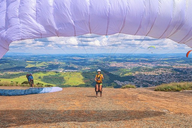 Kostenloser Download Himmel blauer Himmel Wolken frei fliegen Freies Bild, das mit dem kostenlosen Online-Bildeditor GIMP bearbeitet werden kann