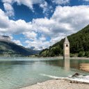 Small tower and lake  screen for extension Chrome web store in OffiDocs Chromium Small tower and lake  screen for extension Chrome web store in OffiDocs Chromium