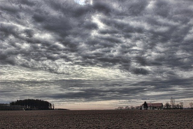 دانلود رایگان حیاط خلوت ابرهای بد آب و هوا عکس رایگان برای ویرایش با ویرایشگر تصویر آنلاین رایگان GIMP