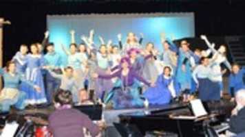 Free download south-seneca-the-wiz-2017 free photo or picture to be edited with GIMP online image editor