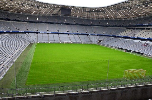 Kostenloser Download Stadion Tribünenfeld Fußball kostenloses Bild zur Bearbeitung mit dem kostenlosen Online-Bildeditor GIMP