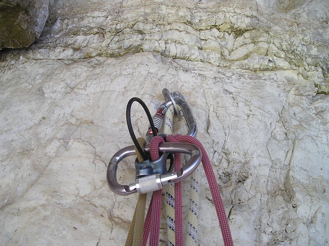 Free download stand climb backup followed free picture to be edited with GIMP free online image editor
