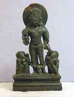 Téléchargement gratuit de Vishnu debout avec deux accompagnateurs photo ou image gratuite à éditer avec l'éditeur d'images en ligne GIMP