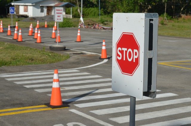 Free download stop sign traffic sign road free picture to be edited with GIMP free online image editor