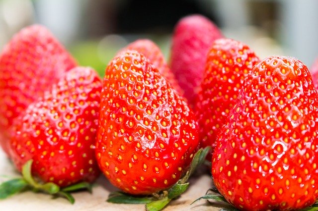 Free download strawberry red ma fruit free picture to be edited with GIMP free online image editor