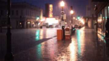 Gratis download Street with Rain gratis foto of afbeelding om te bewerken met GIMP online afbeeldingseditor