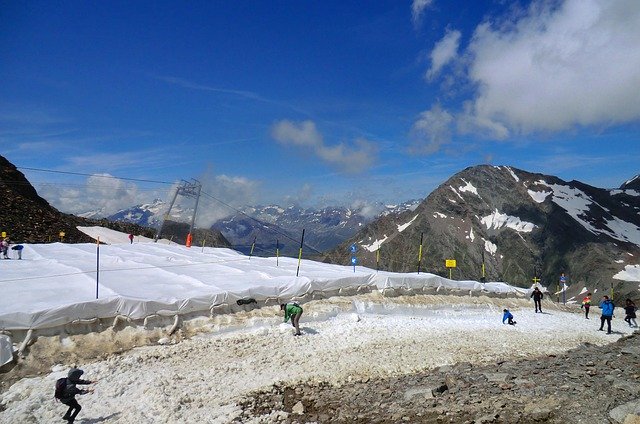 Descarga gratuita Stubai Glacier Austria - foto o imagen gratuita para editar con el editor de imágenes en línea GIMP