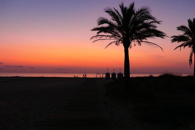 Descarga gratuita Sunset Beach Amancecer: foto o imagen gratuita para editar con el editor de imágenes en línea GIMP