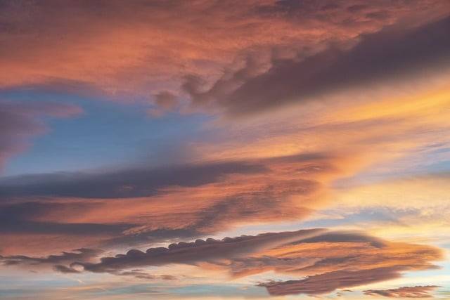 Téléchargement gratuit coucher de soleil nuages ​​éclairage météo image gratuite à éditer avec l'éditeur d'images en ligne gratuit GIMP