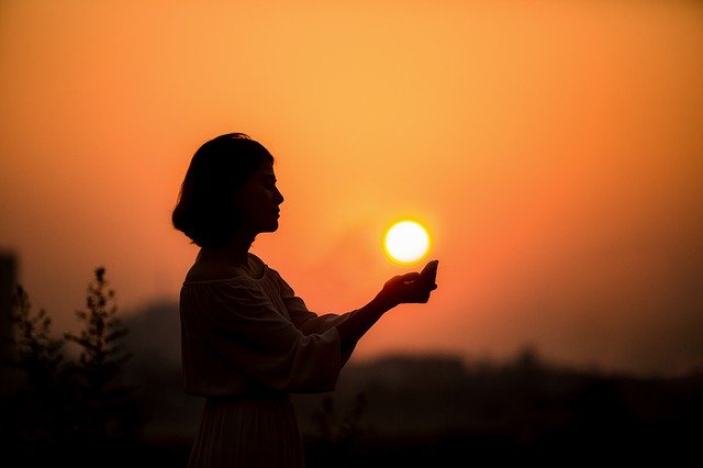 Free download sunset sun girl pm hanoi vietnam free picture to be edited with GIMP free online image editor