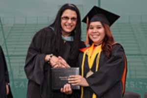 Безкоштовно завантажте безкоштовне фото або зображення Tahlequah High School Graduation 2014 для редагування в онлайн-редакторі зображень GIMP