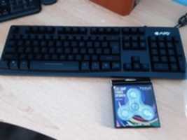 Free download Tastatura Fury Hellfire + Fidget Spinner free photo or picture to be edited with GIMP online image editor