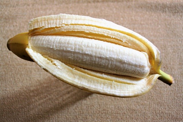 Unduh gratis gambar buah pisang yang enak dan sehat untuk diedit dengan editor gambar online gratis GIMP