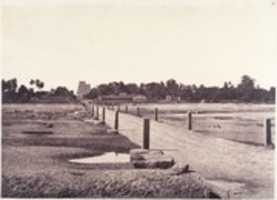 הורדה חינם The Causeway Across the Vaigai River תמונה או תמונה בחינם לעריכה עם עורך התמונות המקוון GIMP