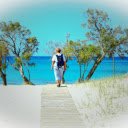 The girl explores the beautiful sea  screen for extension Chrome web store in OffiDocs Chromium
