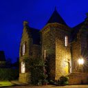 The house glowed with electric light  screen for extension Chrome web store in OffiDocs Chromium