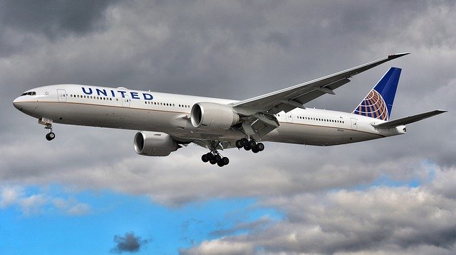 Free download the plane jet aircraft airport free picture to be edited with GIMP free online image editor