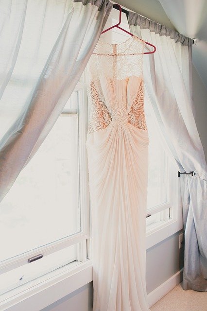 دانلود رایگان عکس عروسی لباس عروس زنانه فا برای ویرایش با ویرایشگر تصویر آنلاین رایگان GIMP