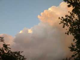 어제 저녁 무료 사진 또는 김프 온라인 이미지 편집기로 편집할 사진에서 Thunderclouds를 무료로 다운로드