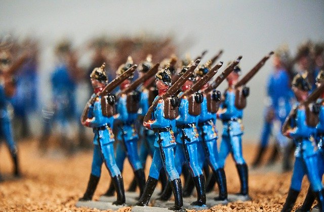 Free download toy pewter figures soldiers free picture to be edited with GIMP free online image editor