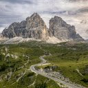 Trails and high mountains  screen for extension Chrome web store in OffiDocs Chromium