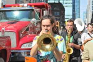 Free download Trumpet Player free photo or picture to be edited with GIMP online image editor
