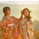 Two beautiful girls  screen for extension Chrome web store in OffiDocs Chromium