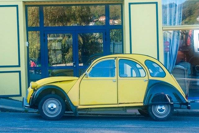 Kostenloser Download von Two Horses Citroën 2Cv - kostenloses Foto oder Bild zum Bearbeiten mit dem Online-Bildeditor GIMP